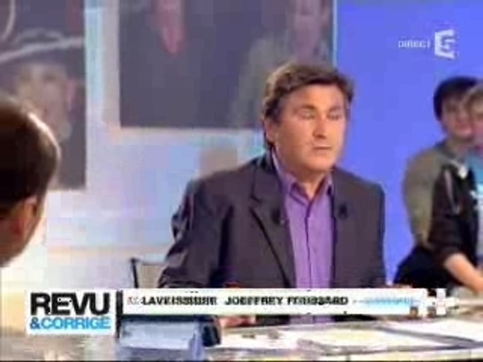 Robert Ménard (RSF) lache JEAN PAUL NEY