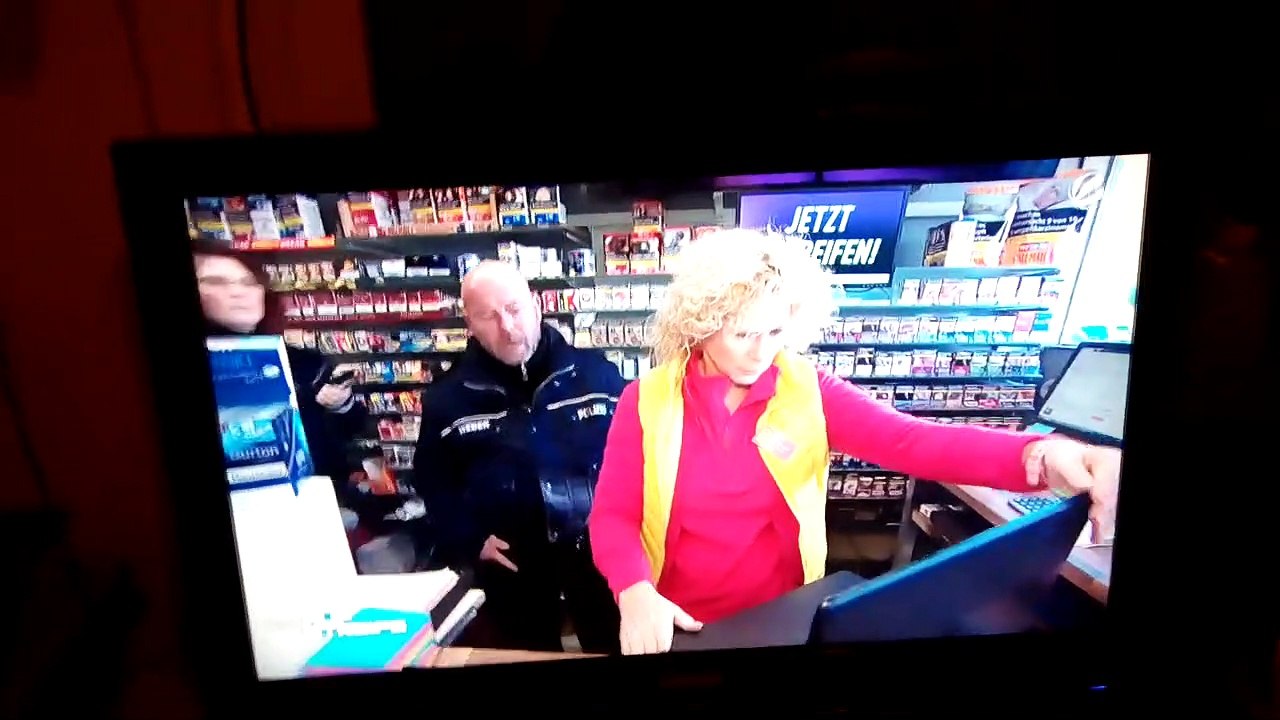 Auf streife - gemeinde pulheim - elf tankstelle - ludwig wittkamp  2019