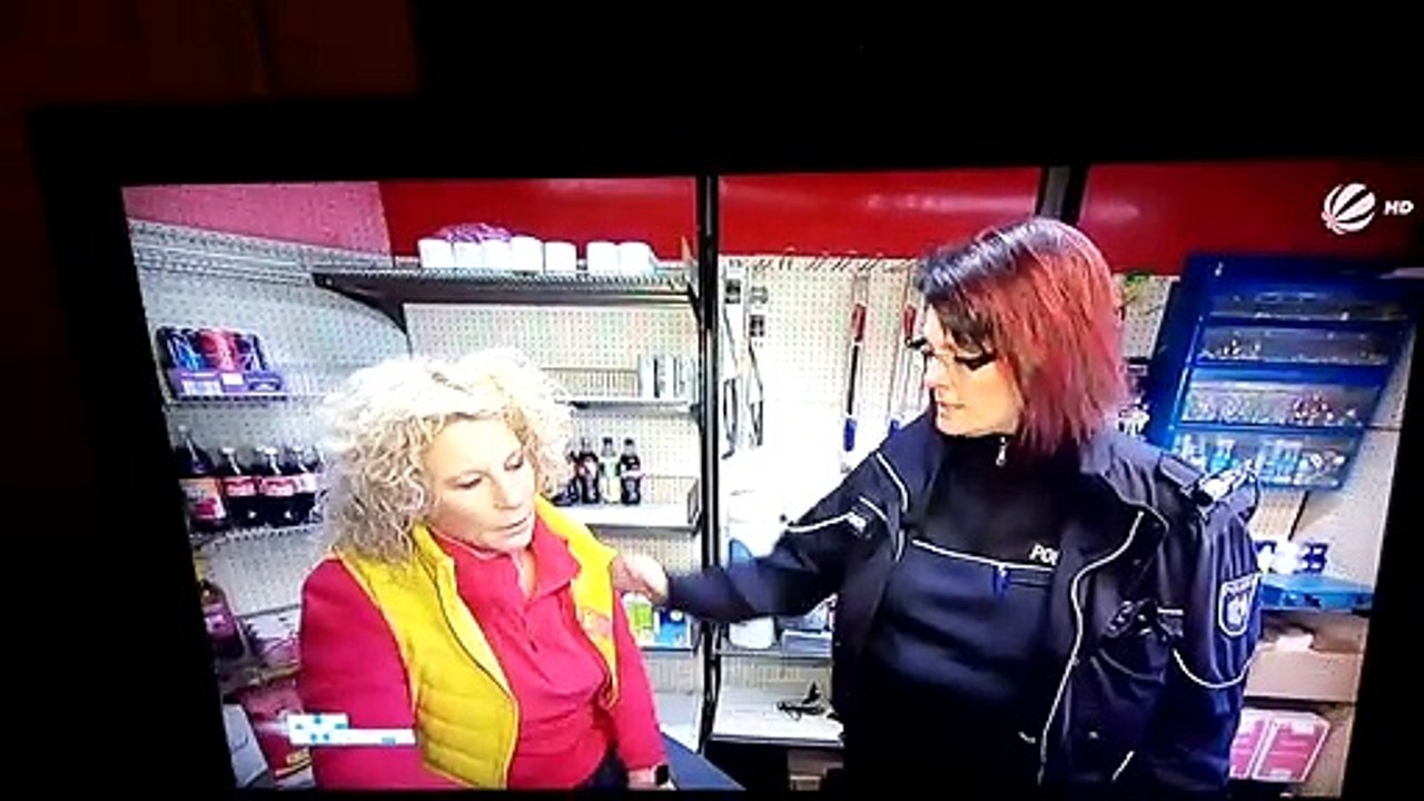 Auf Streife , gemeinde Pulheim , Elf Tankstelle , Ludwig Wittkamp , sat.1 2019