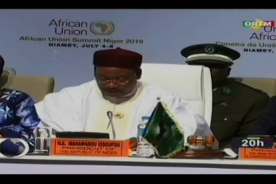 ORTM /Retour de Niamey et bilan du sommet de l’UA du Président de la république, Ibrahim Boubacar Keita