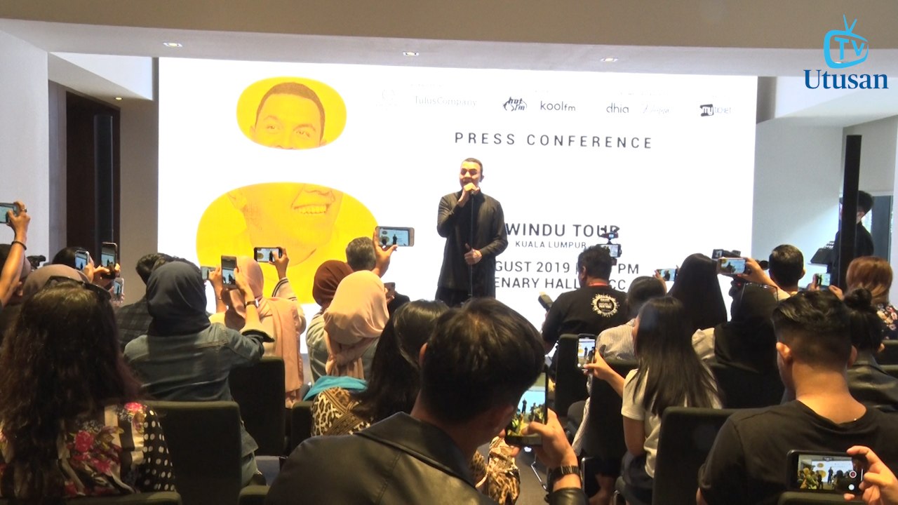 Tulus Sewindu Tour