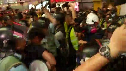 Download Video: Fresh clashes in Hong Kong after huge march to China station