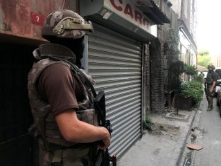 İstanbul'da şafak vakti uyuşturucu operasyonu: 35 gözaltı