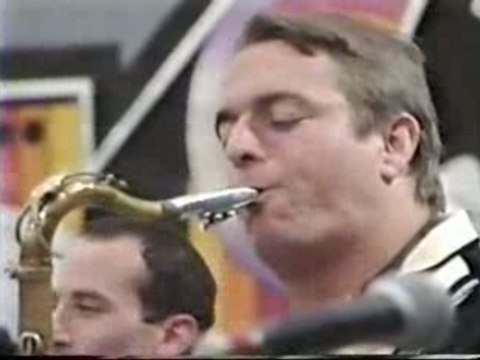 Oingo Boingo - Violent Love