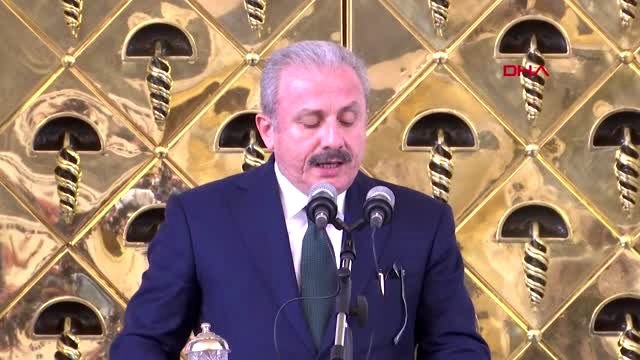 TBMM Başkanı Şentop 'Foto Muhabirlerinin Gözüyle 15 Temmuz Hain Darbe Girişimi' sergisinde 2