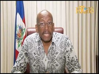 Léopold Berlanger,  le Président du Conseil Electoral Provisoire était au micro de la RTG