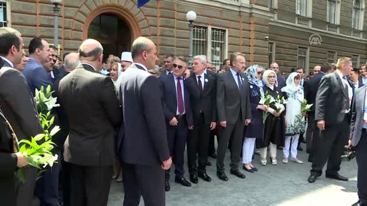 Cumhurbaşkanı Erdoğan, Srebrenitsa Soykırımı kurbanları anısına düzenlenen törene katıldı