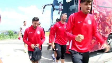 (Özel haber) Bülent Korkmaz: "Transfer çalışmalarımız şu anda iyi gidiyor"