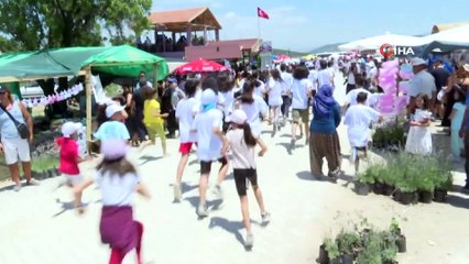 Mora bürünen lavanta bahçelerinde mehter ve spor keyfi
