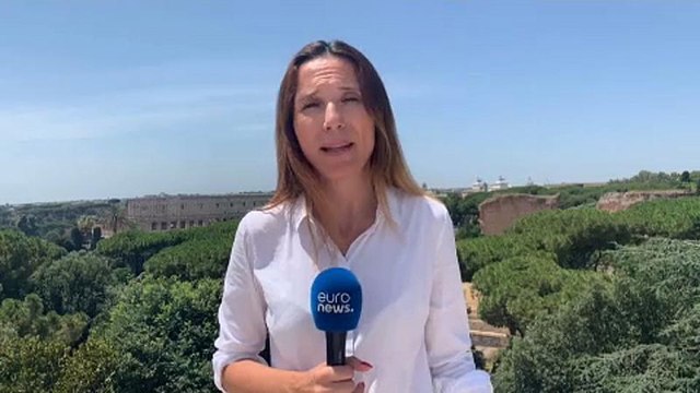 Италия закрывает центр помощи беженцам