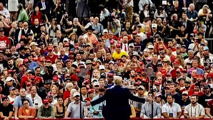 Trump chama embaixador britânico de 'um cara muito estúpido'