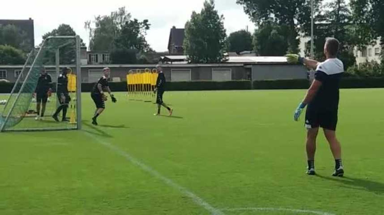 Le Sporting de Charleroi en stage à Kamen (Allemagne), jour 4: entraînement des gardiens