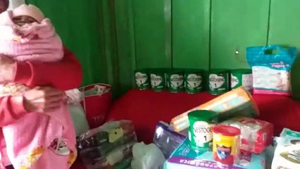 Braganey: homem que cria sozinho a filha de quatro meses mostra doações recebidas