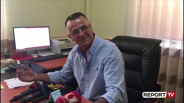Report TV - Shkodër, jep dorëheqjen pas 6 vitesh drejtori i tatimeve Ka nevojë për energji të reja