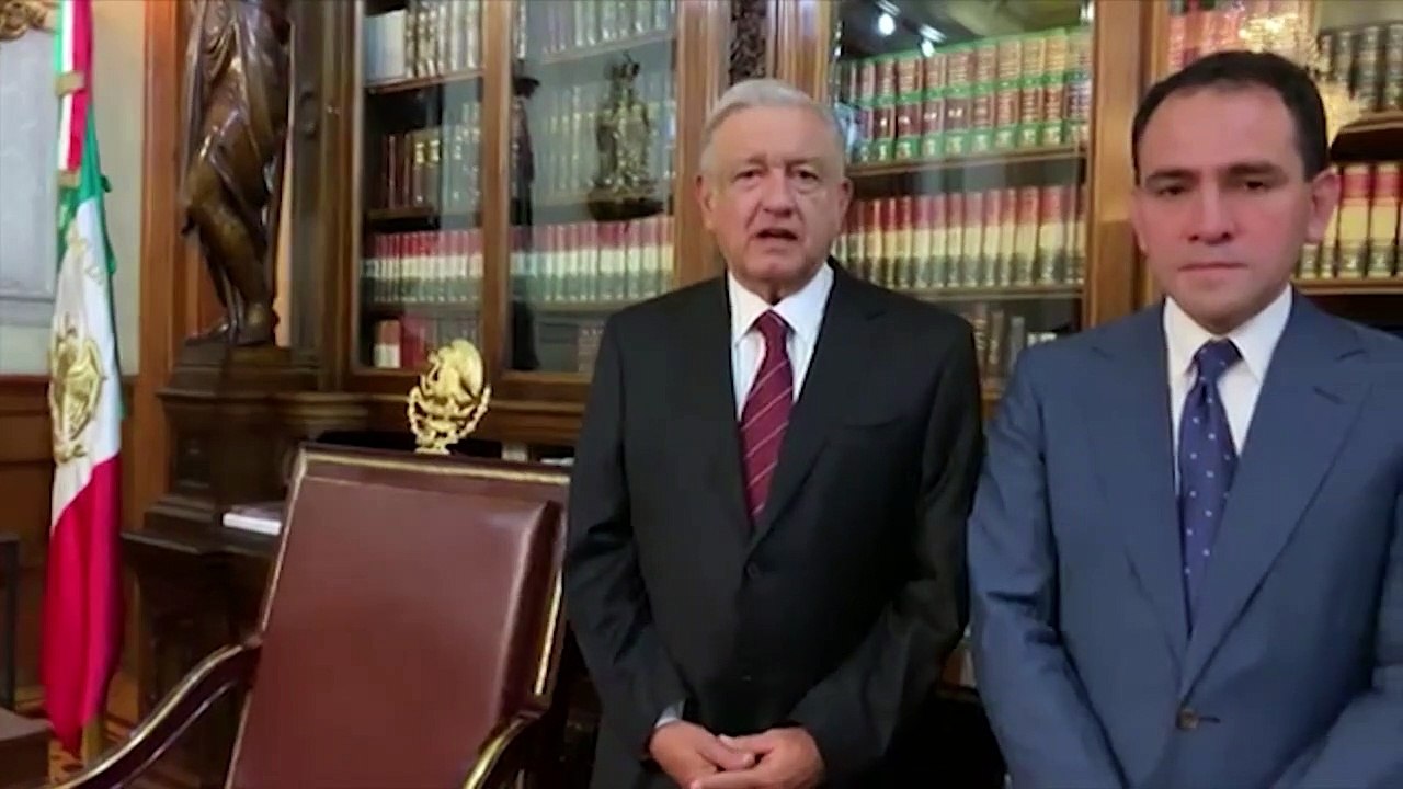Ministro de Hacienda renuncia por discrepancias con presidente de México