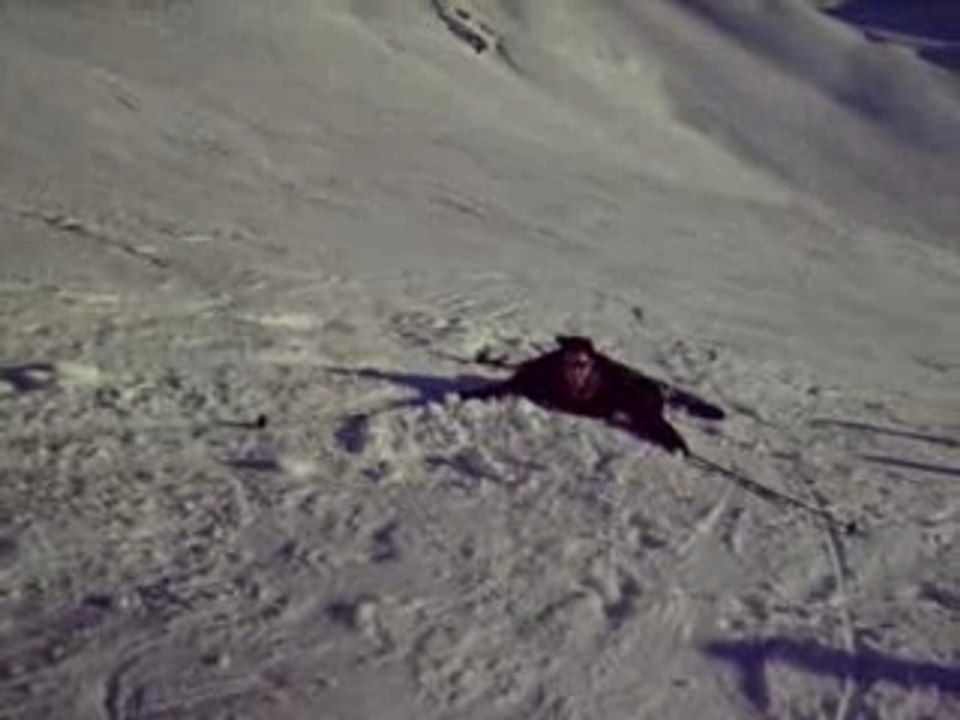 Chute en ski trop drôle