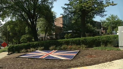 Folytatódik az amerikai-brit sértegetőverseny