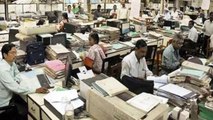 Narendra Modi Government छीन लेगी निकम्मे Government Officers की Jobs | वनइंडिया हिंदी