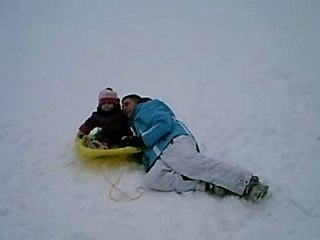 océane fait de la luge avec tonton fred