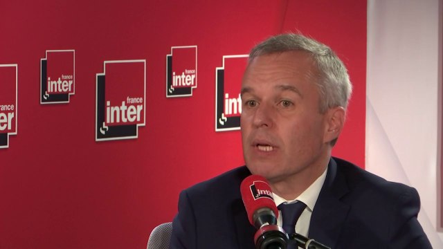 François de Rugy : Nous croyons beaucoup à la consigne, parce que c'est un geste clair et simple