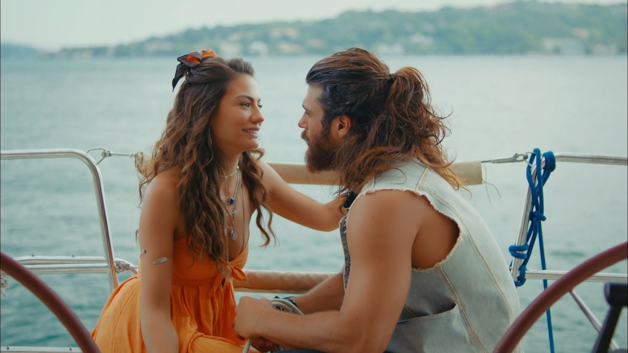 Erkenci Kuş 47. Bölüm Yalın - Deva Bize Sevişler