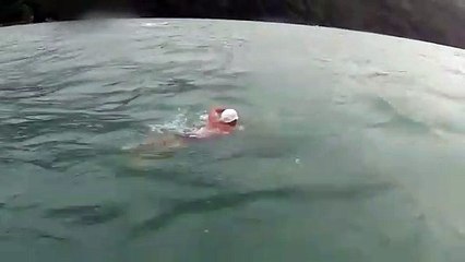Rémy Viallon en eau libre