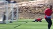 Diego Costa deja el entrenamiento tras sufrir varios mareos