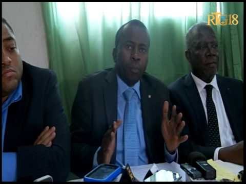 Parlement haïtien.- Rencontre entre la Commission de Justice du sénat et le Ministre de la Défense