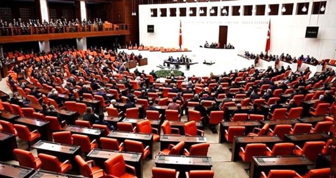 24 Haziran'da seçilen HDP'li Leyla Güven, 1 yıl sonra milletvekili yemini etti