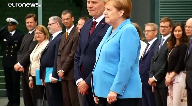 Merkel sufre su tercer episodio de temblores en menos de un mes