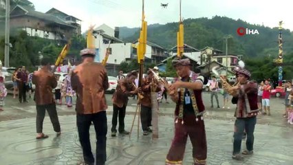 - Çin'in Doğa Harikası Köyünde Balık Avlama Festivali