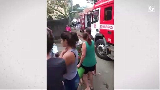 Acidente com van escolar em Cariacica