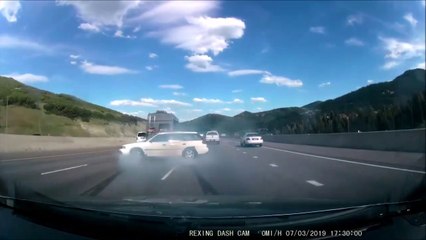 Ce conducteur réussi à éviter le pire... Belle maitrise