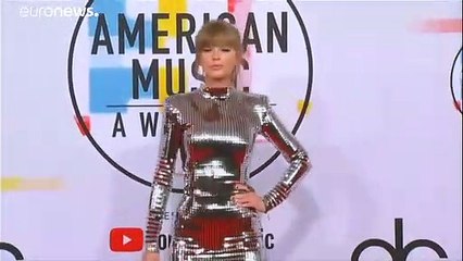 تيلور سويفت تسقط آل كردشيان من صدارة أعلى الأجور