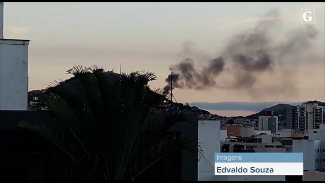 Incêndio atinge casas em Vitória