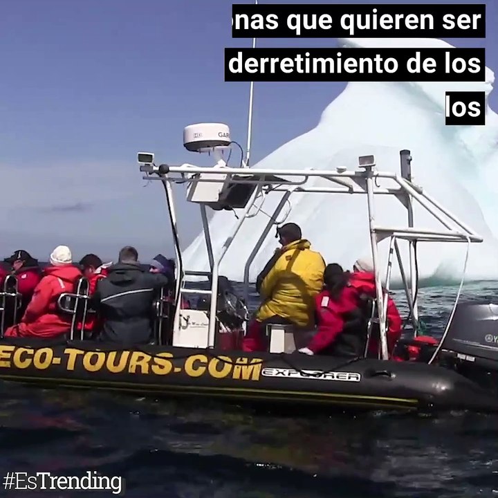 Turistas viajan para ver los icebergs que pronto van a desaparecer