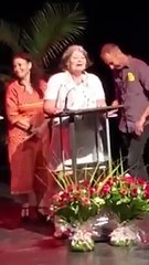 Les professeurs d'un lycée Français se mettent au nouchi