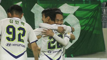 문선민, 해트트릭 활약...전북 선두 탈환 / YTN