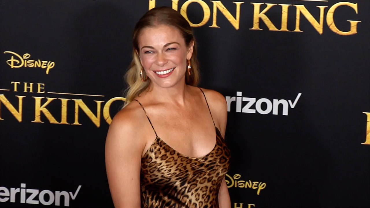 LeAnn Rimes "The Lion King' World Premiere Red Carpet