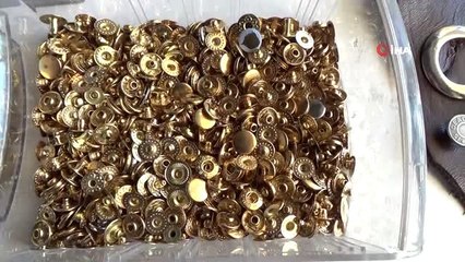 Yarım asırdır 'kuşgözü' tamiratı yapıyor