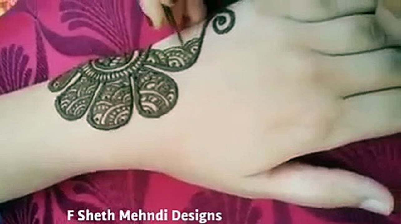 Mehendi Design7