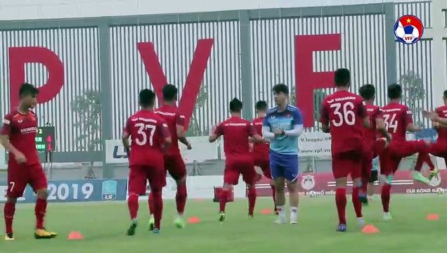 Phỏng vấn sau trận giao hữu chuẩn bị cho giải bóng đá vô địch U18 ĐNA và SEA Games 30 | VFF Channel