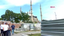 EDİRNE Selimiye Camisi'nde görüntü kirliliği