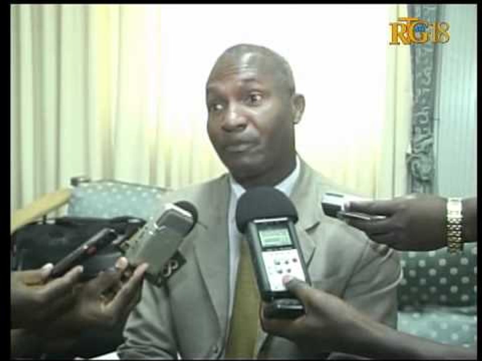 Palman, A. Rodon Bien-Aimé (Prezidan komisyon ekonomi ak finans chanm Depite)