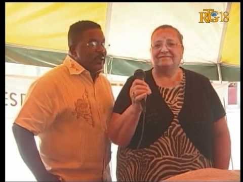 Dirijan '' Fondasyon Sèvère d'Hait ''(FSH)'' remèt 30 sètifika bay etidyan nan koup-kouti