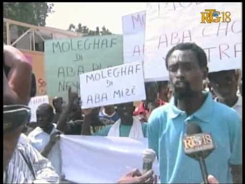 Yon Sitting devan Ministè afè sosyal.