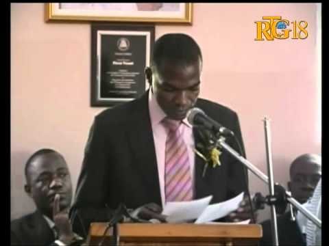 Seremoni envestiti nouvo Dekana Fakilte lengistik aplike a.