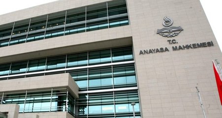 AYM, FETÖ tutuklusunun başvurusunu haklı buldu