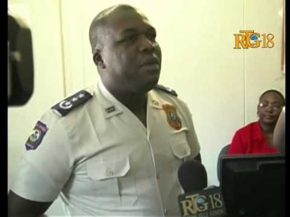 Vizit Direktè jeneral PNH la nan Direksyon depatmantal Lwès polis la.