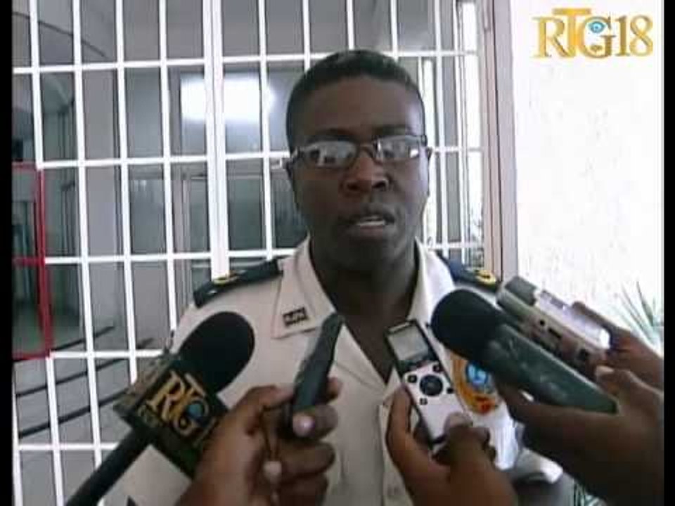 Ministè afè etranjè ak Ministè dwa moun òganize yon atelye refleksyon